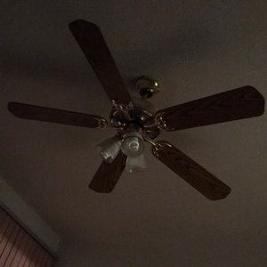 Meet your Posher, Leanne